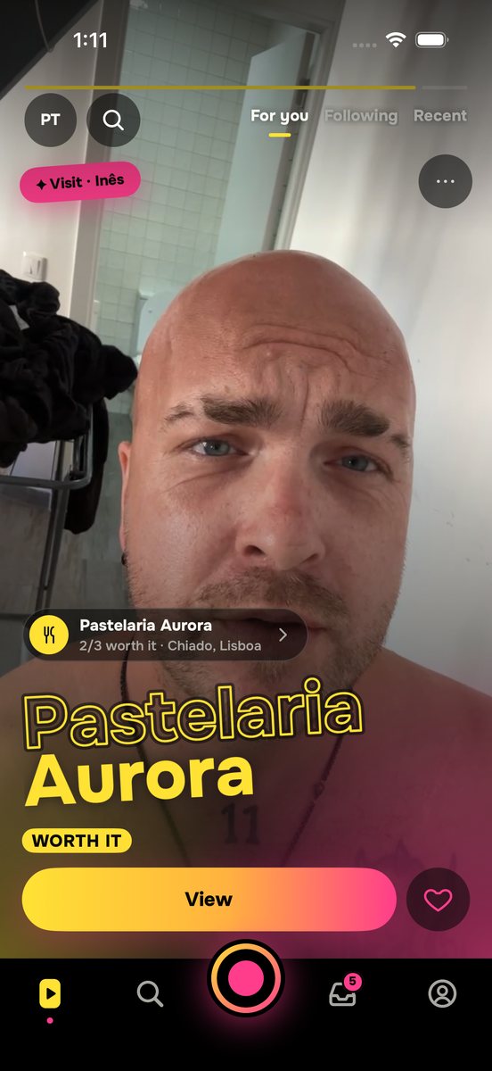 A Shpeel playing in the app with a button underneath.